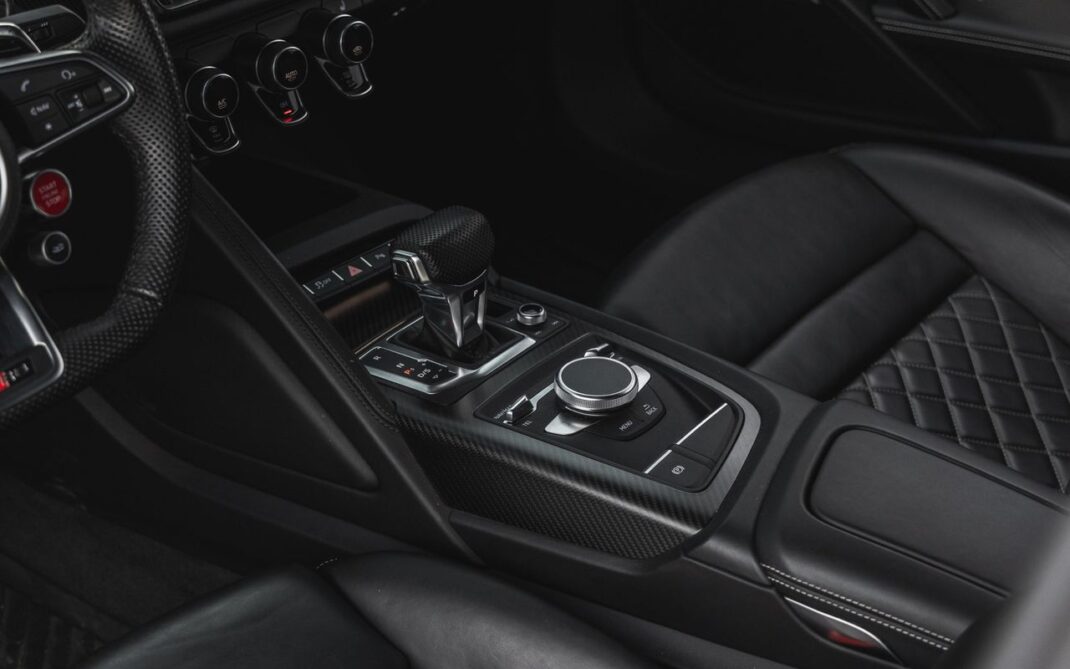 2017 Audi R8 - Image 13
