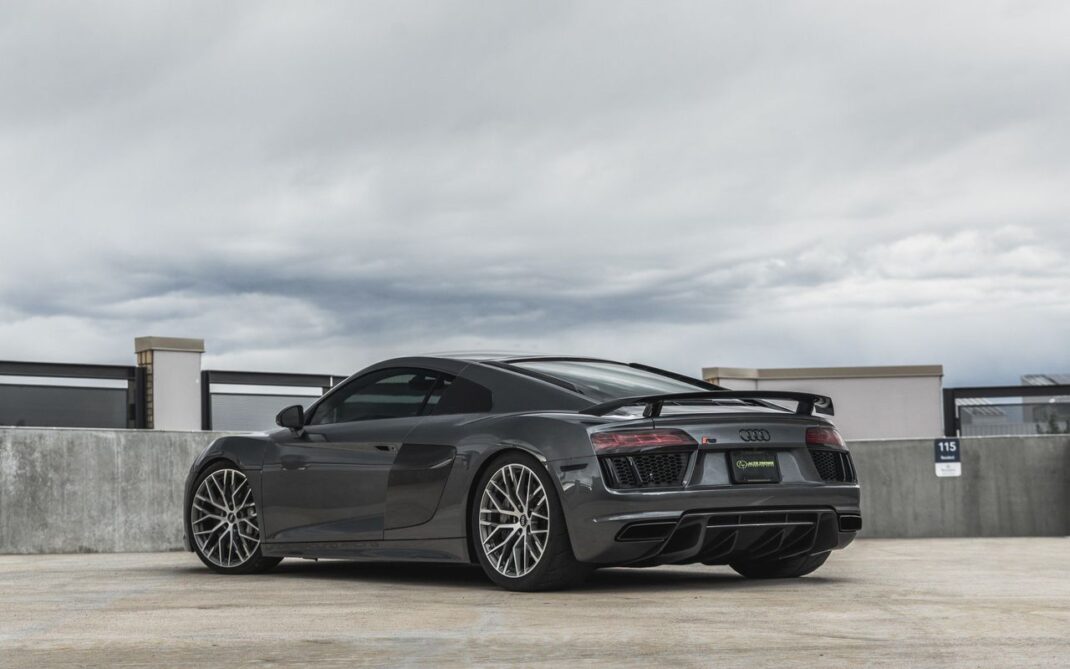 2017 Audi R8 - Image 4