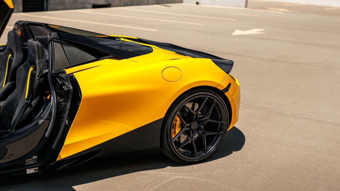 2020 McLaren 720S Spider - Image 17