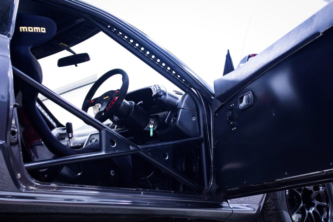 1991 Nissan GT-R R32 RaceCar - Image 21