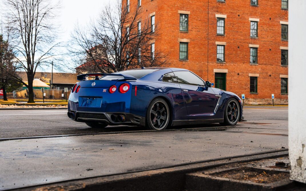 2015 Nissan GT-R - Image 7