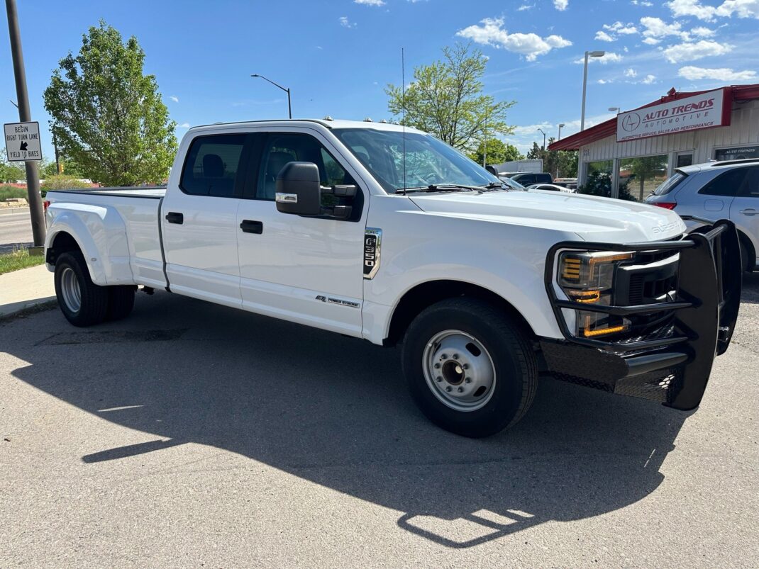 2020 Ford F-350 Super Duty - Image 2