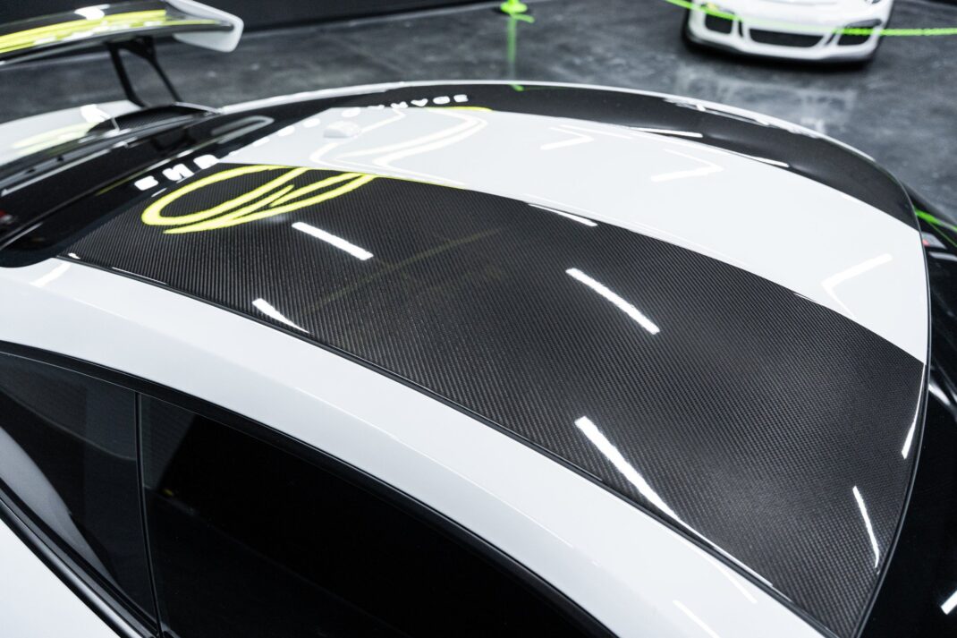2018 Porsche 911 - Image 19