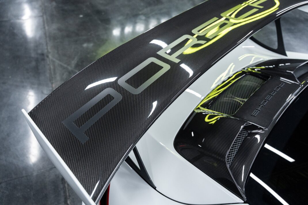 2018 Porsche 911 - Image 14
