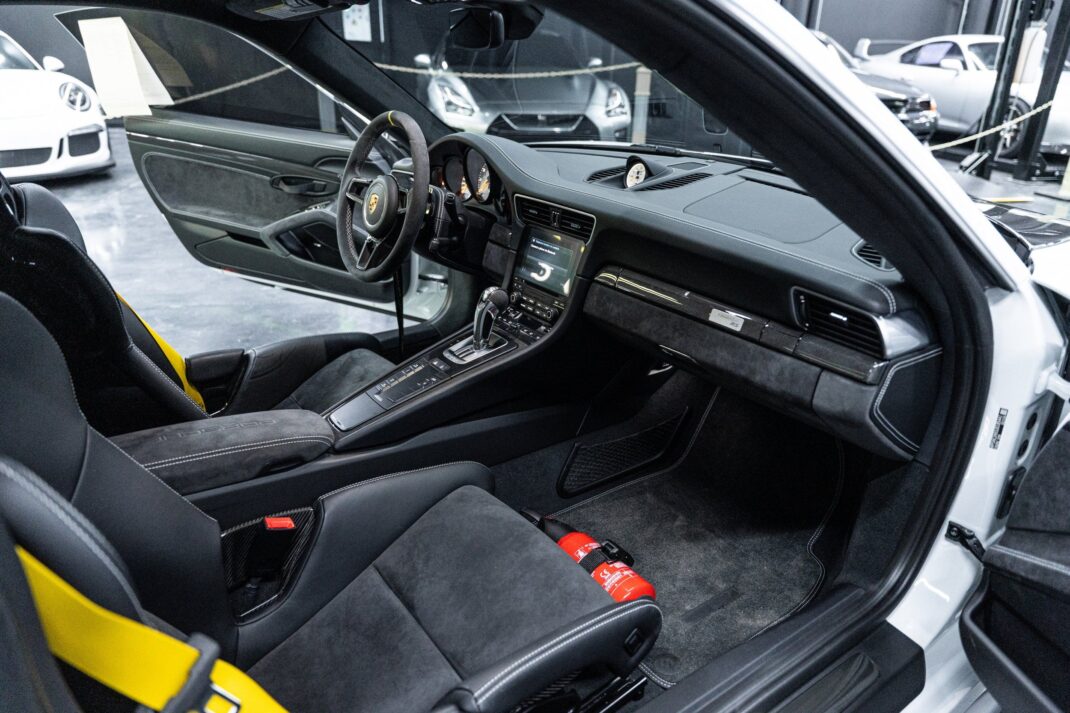 2018 Porsche 911 - Image 69