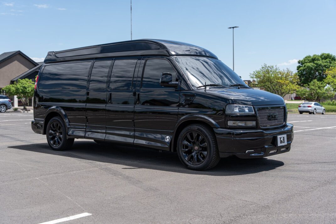 2025 GMC Savana
