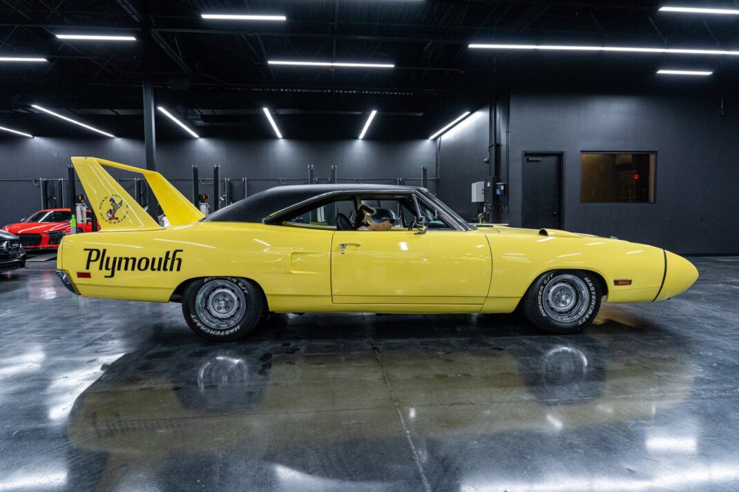 1970 Plymouth Roadrunner - Image 4