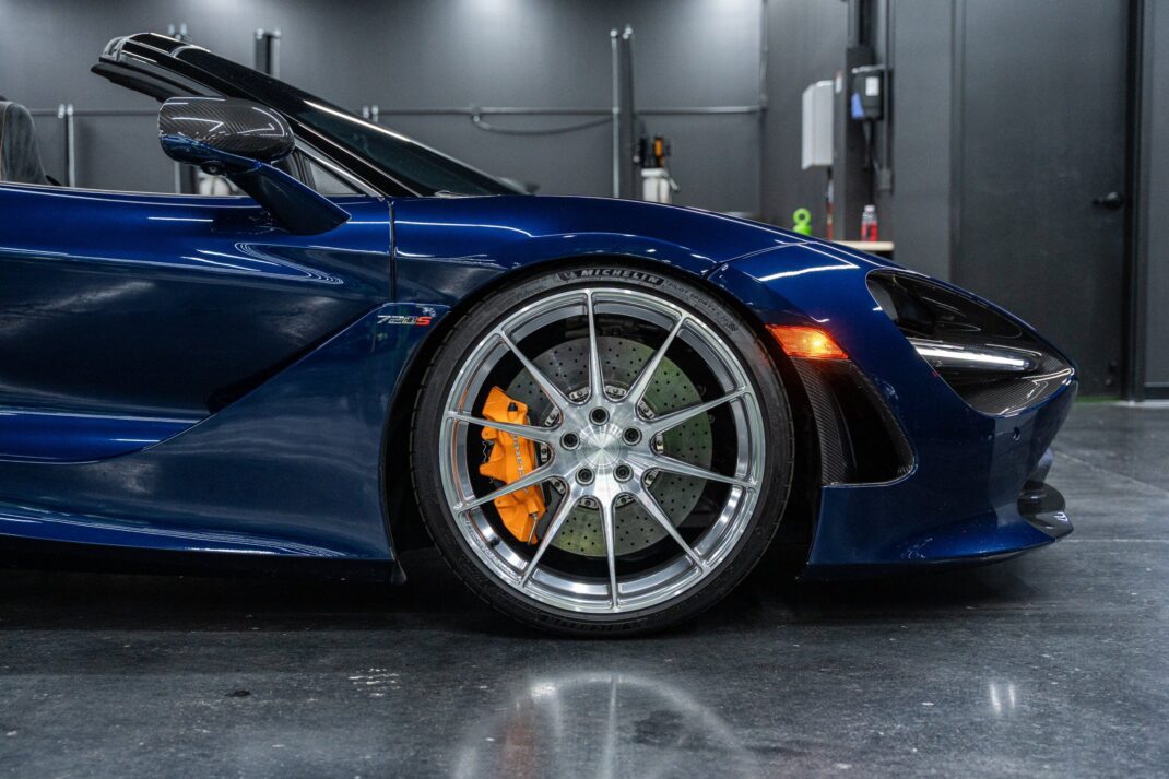 2020 McLaren 720S Spider - Image 2
