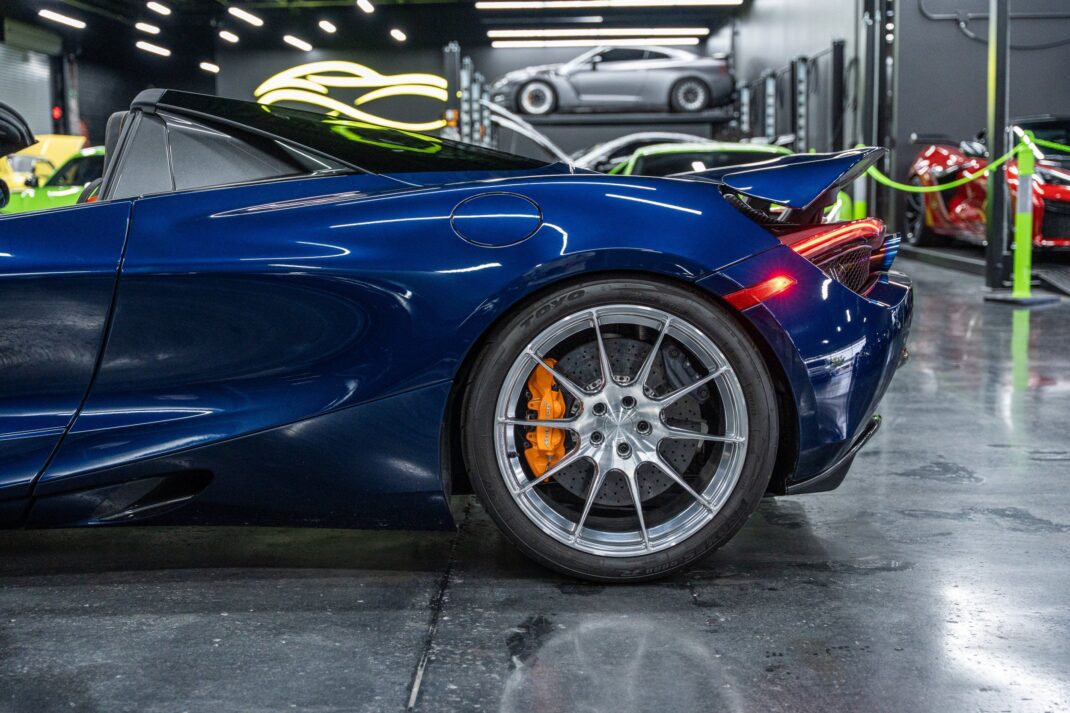 2020 McLaren 720S Spider - Image 12