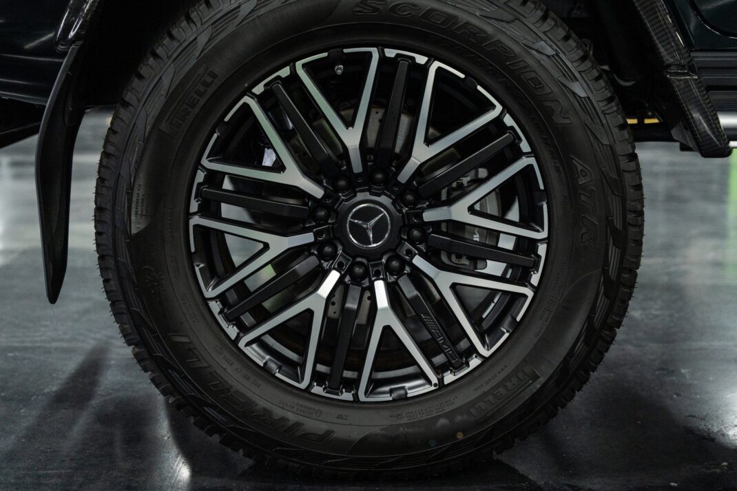 2023 Mercedes-Benz G-Class - Image 6