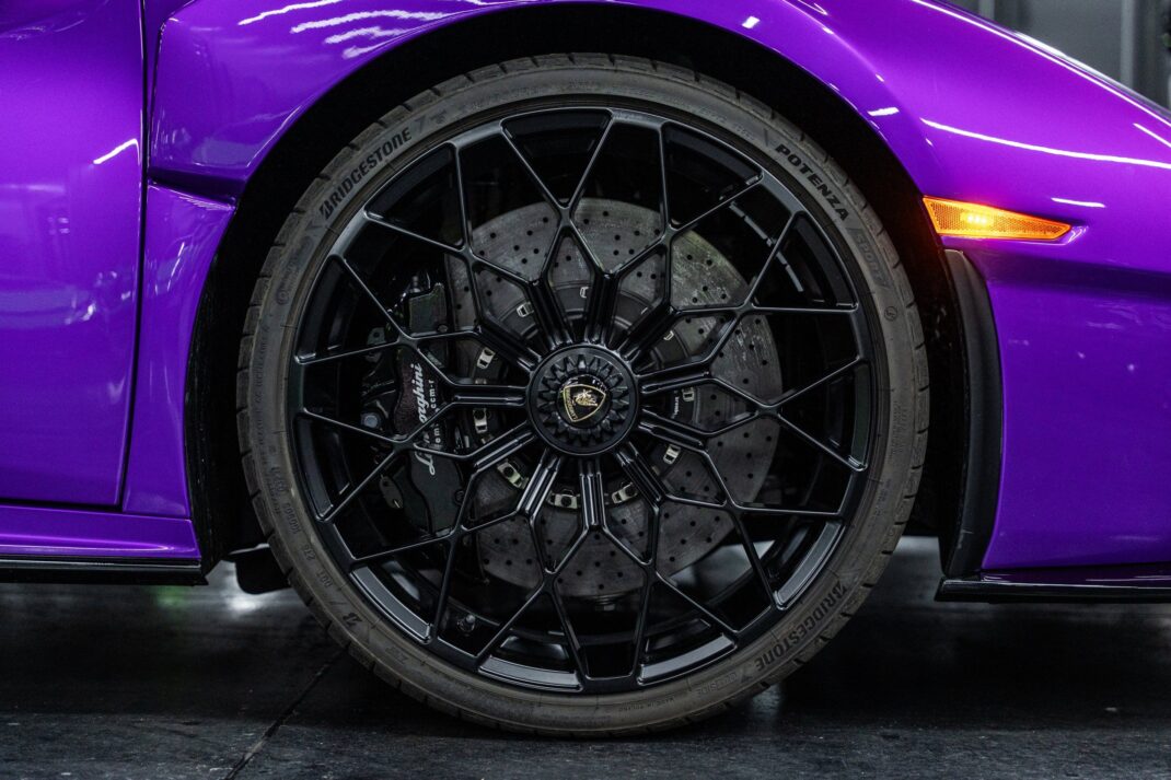 2023 Lamborghini Huracan - Image 3