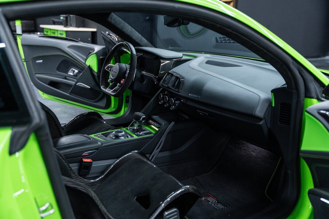 2020 Audi R8 - Image 38