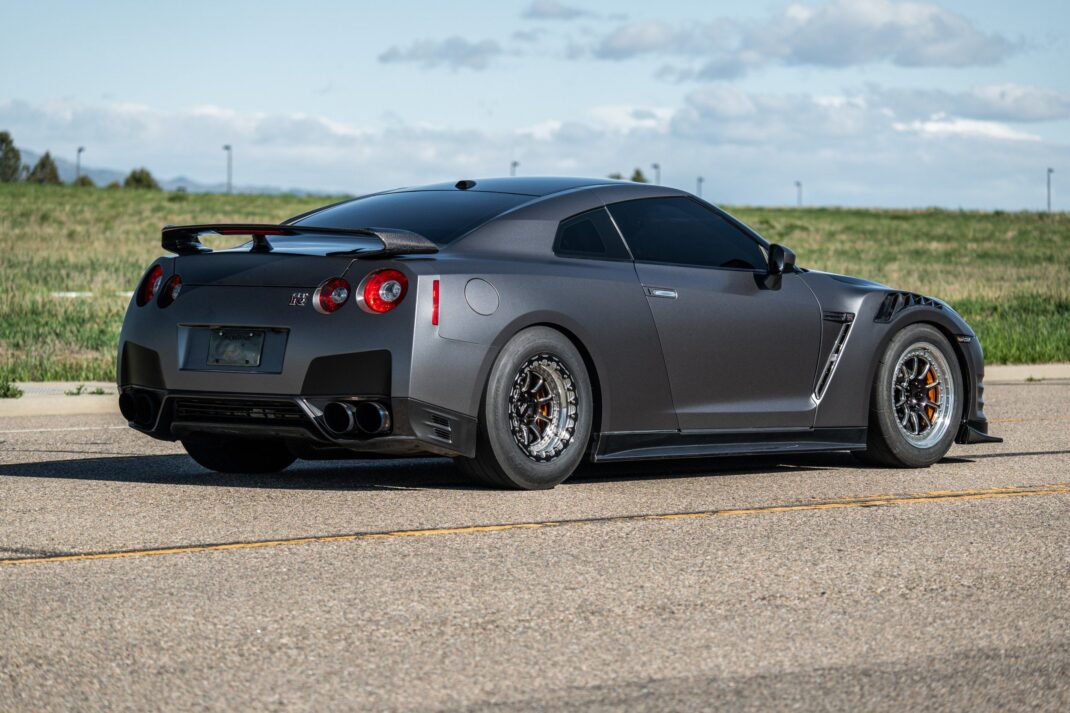 2013 Nissan GT-R - Image 7