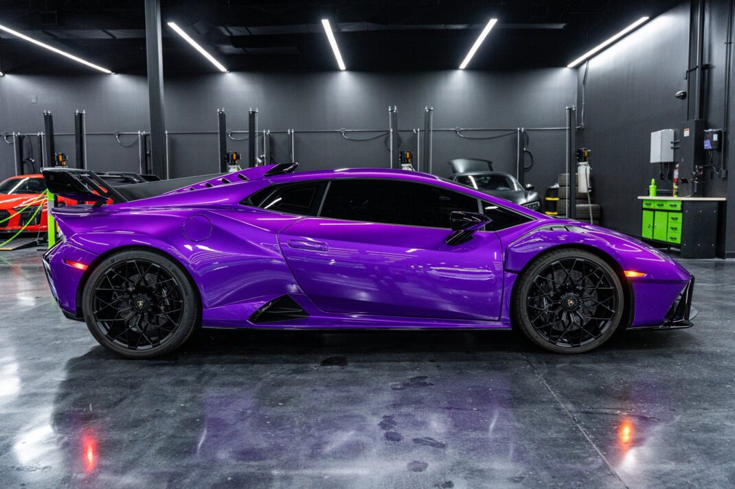 2023 Lamborghini Huracan - Image 4