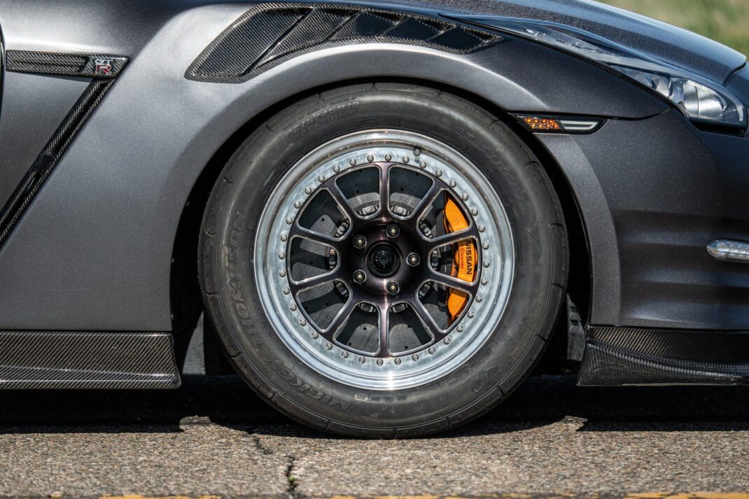 2013 Nissan GT-R - Image 4