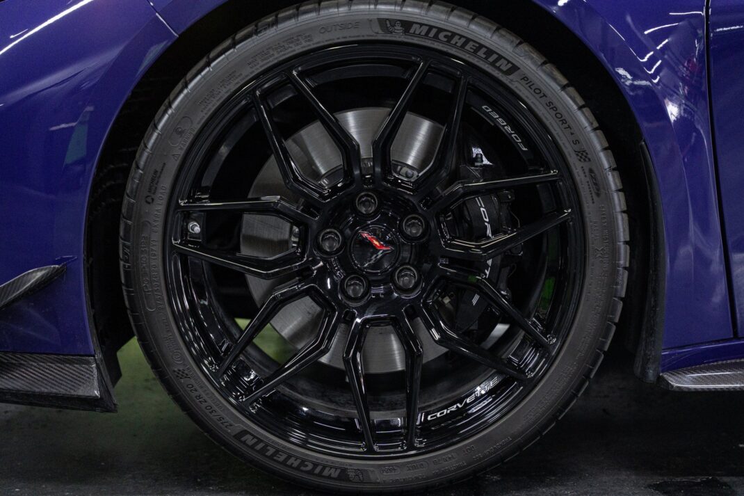 2025 Chevrolet Corvette - Image 14