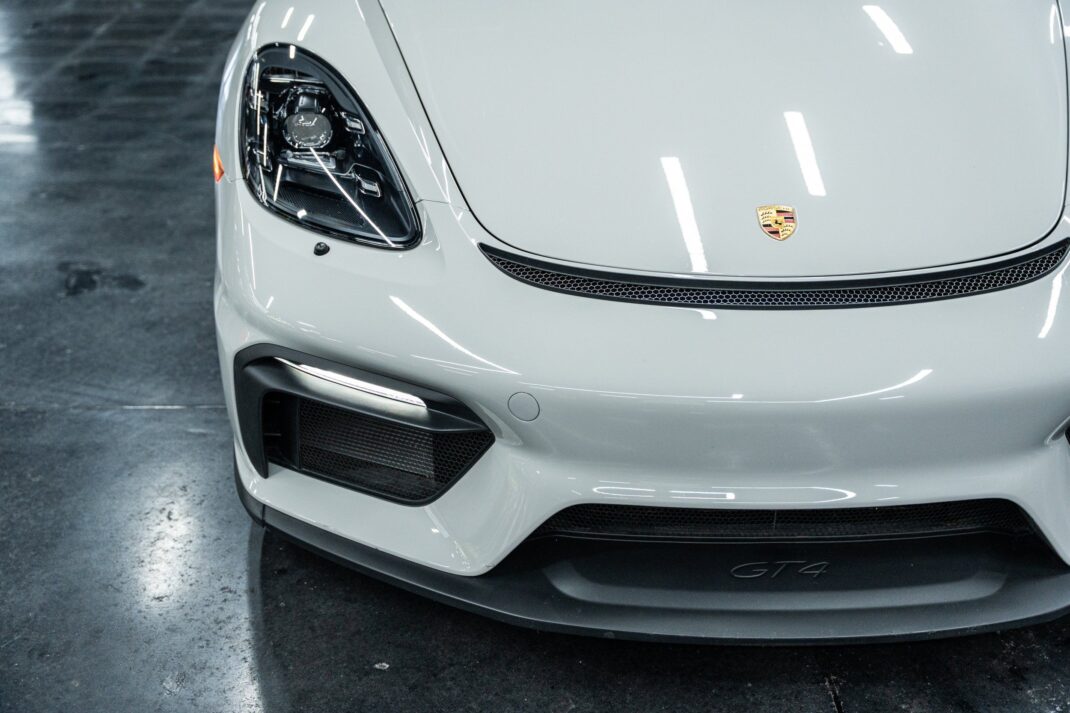2022 Porsche 718 Cayman - Image 18