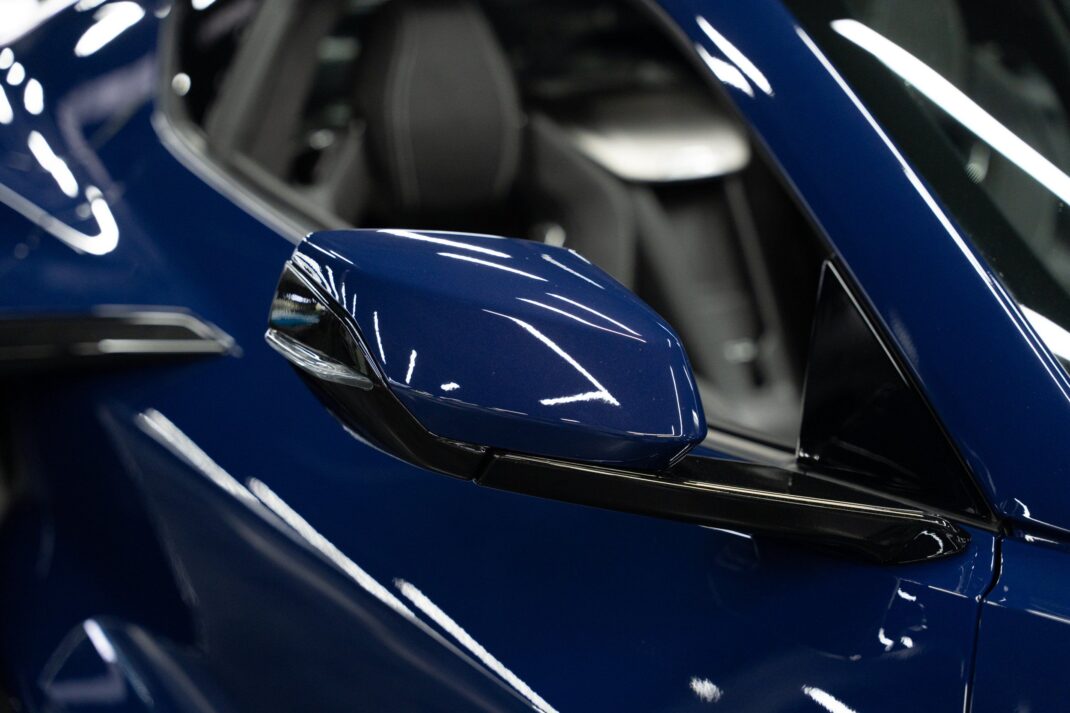 2025 Chevrolet Corvette - Image 25