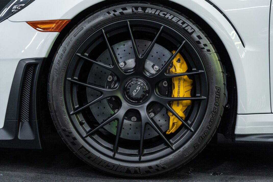 2018 Porsche 911 - Endless Garage