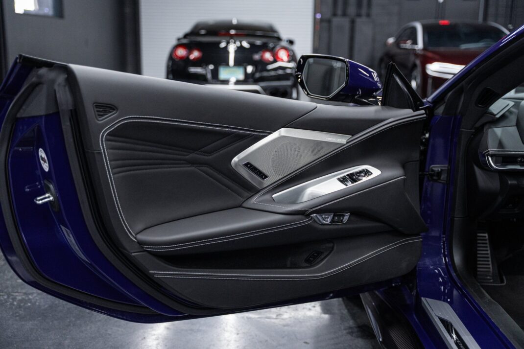 2025 Chevrolet Corvette - Image 36