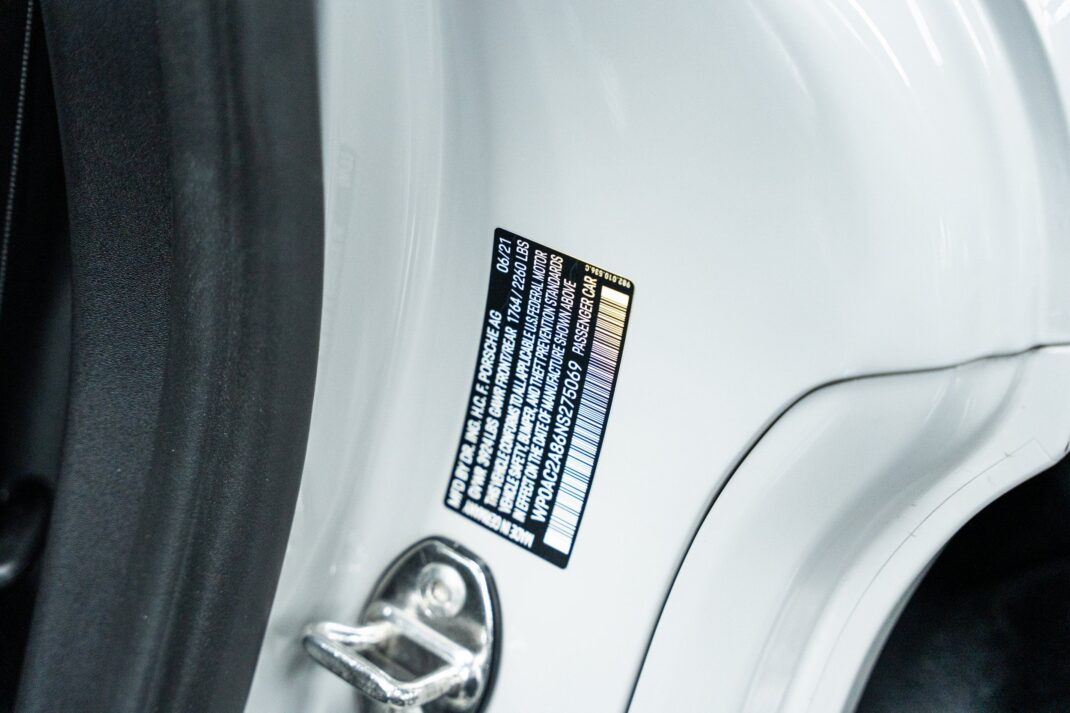 2022 Porsche 718 Cayman - Image 41
