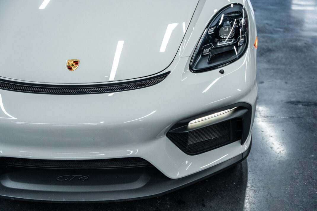 2022 Porsche 718 Cayman - Image 19