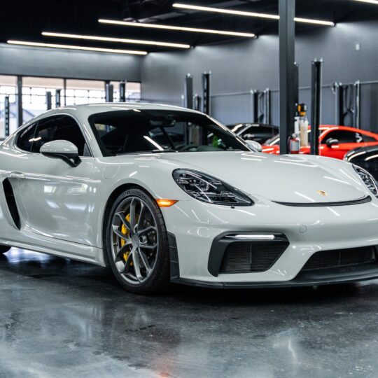 2022 Porsche 718 Cayman