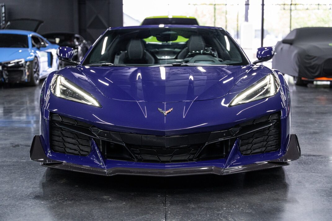 2025 Chevrolet Corvette - Image 16