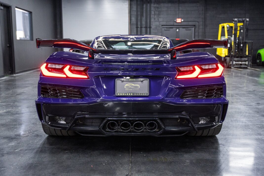 2025 Chevrolet Corvette - Image 8