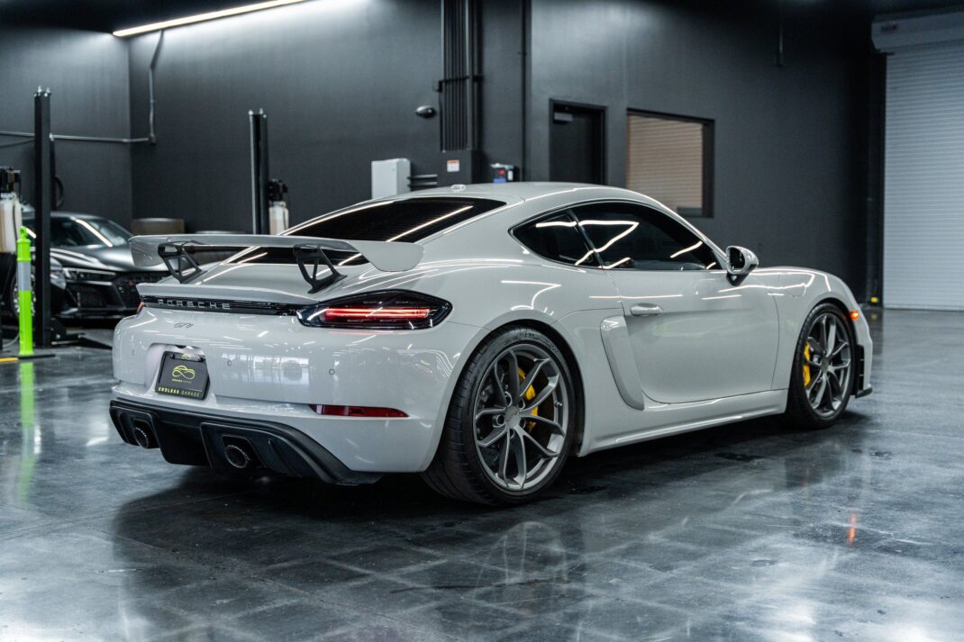 2022 Porsche 718 Cayman - Image 7