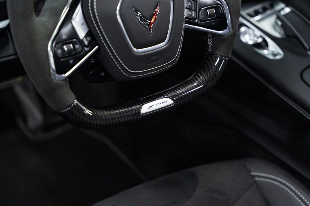 2025 Chevrolet Corvette - Image 40