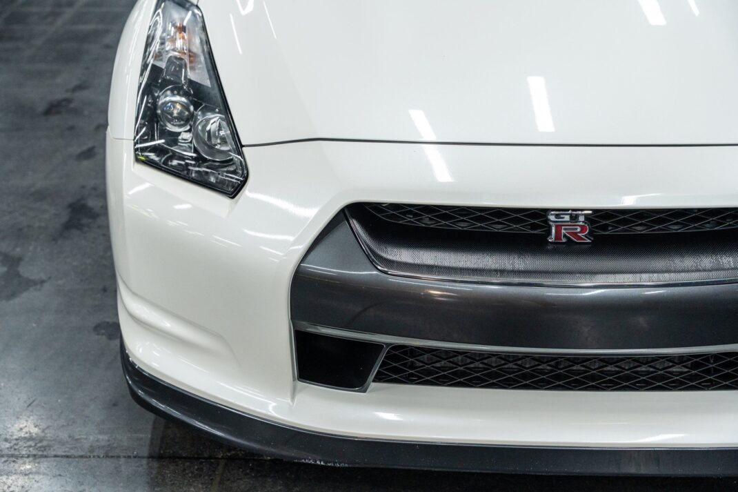 2010 Nissan GT-R - Image 17