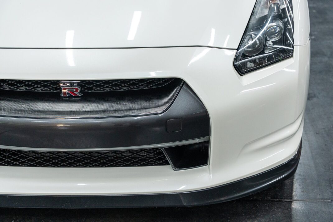 2010 Nissan GT-R - Image 18