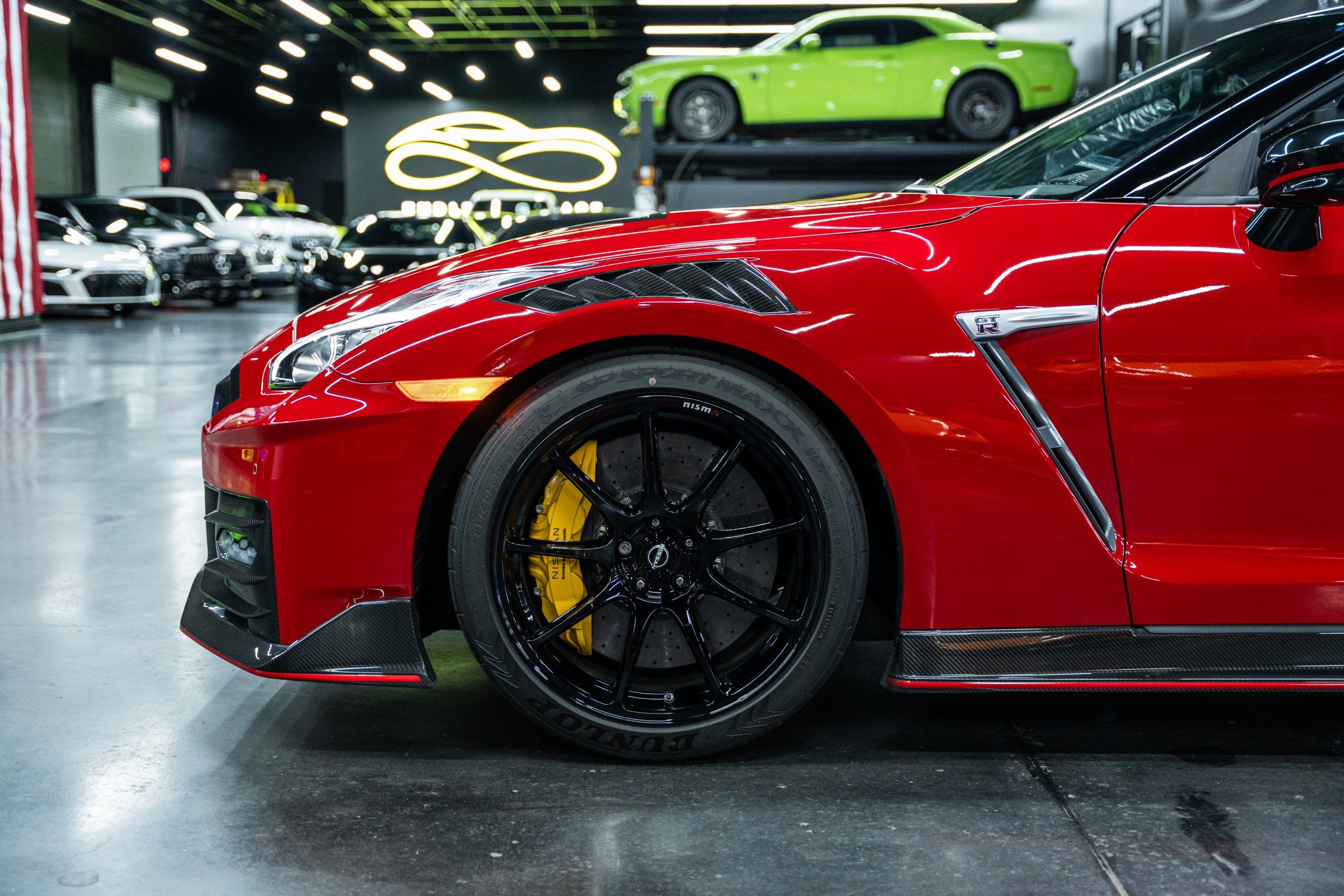 2024 Nissan GT-R - Image 16