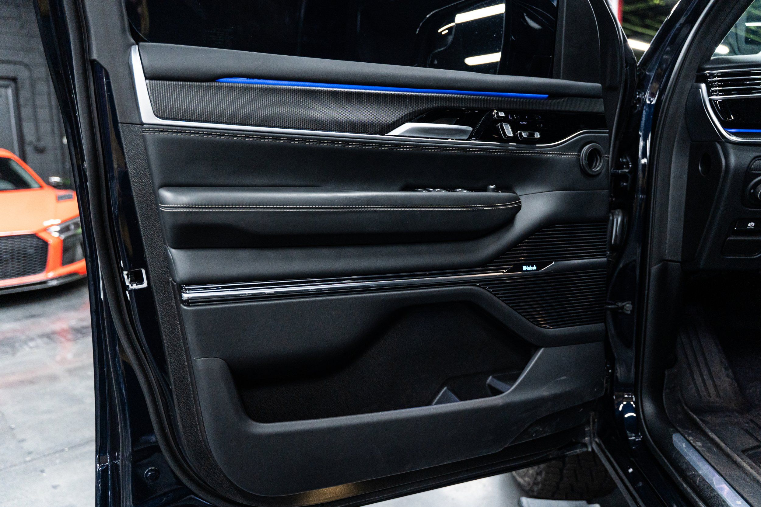 2024 Jeep Grand Wagoneer L - Image 22