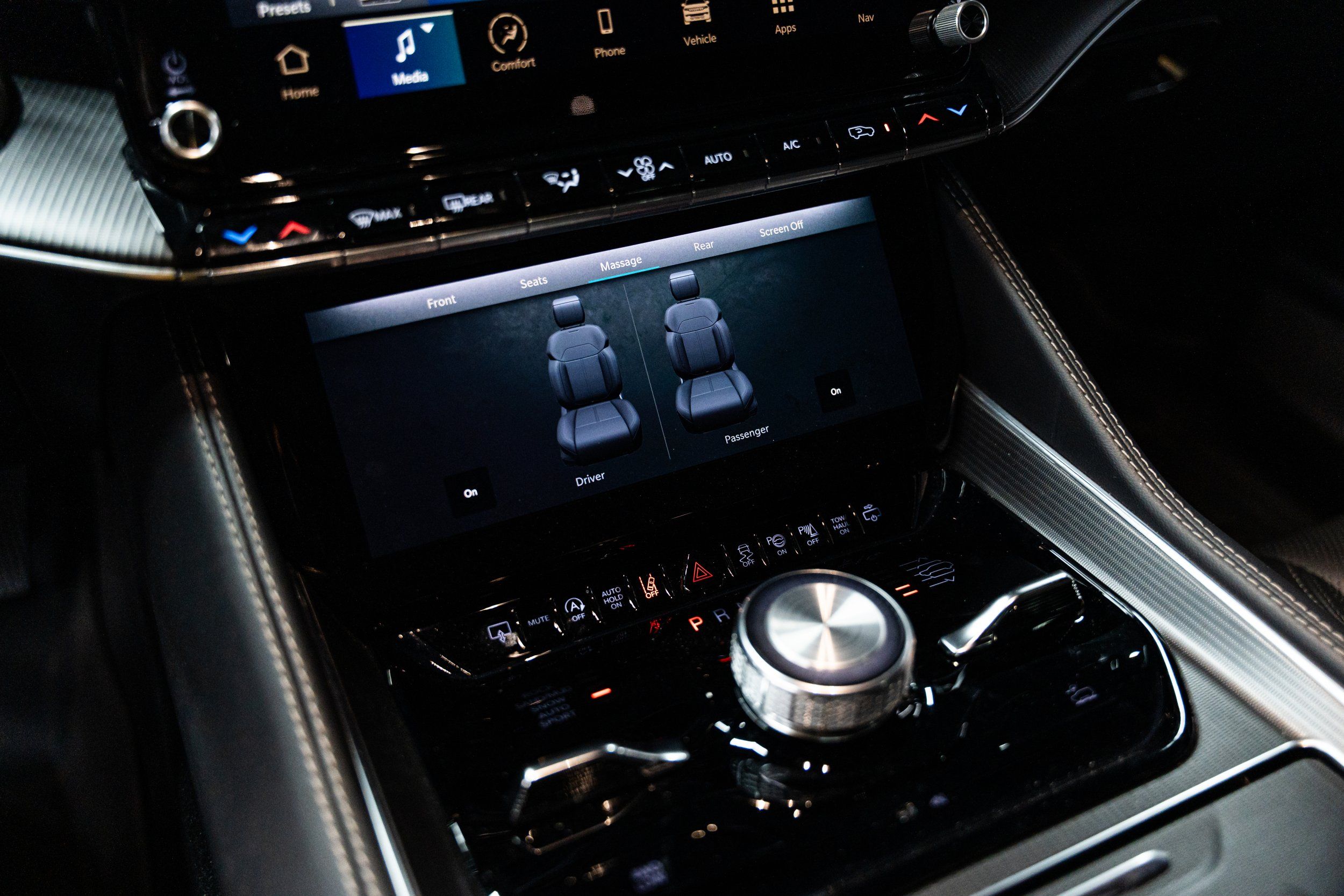 2024 Jeep Grand Wagoneer L - Image 30