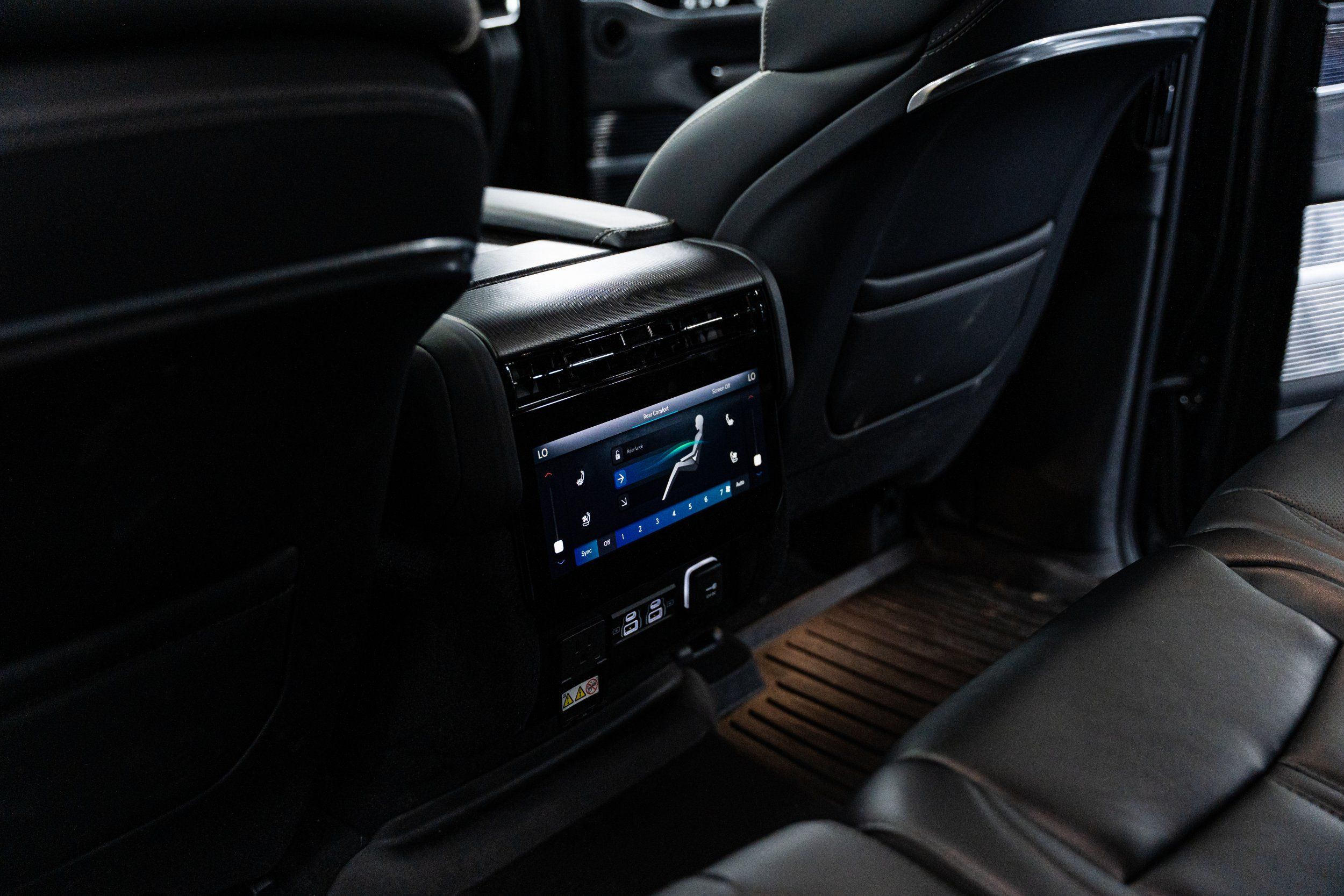 2024 Jeep Grand Wagoneer L - Image 34