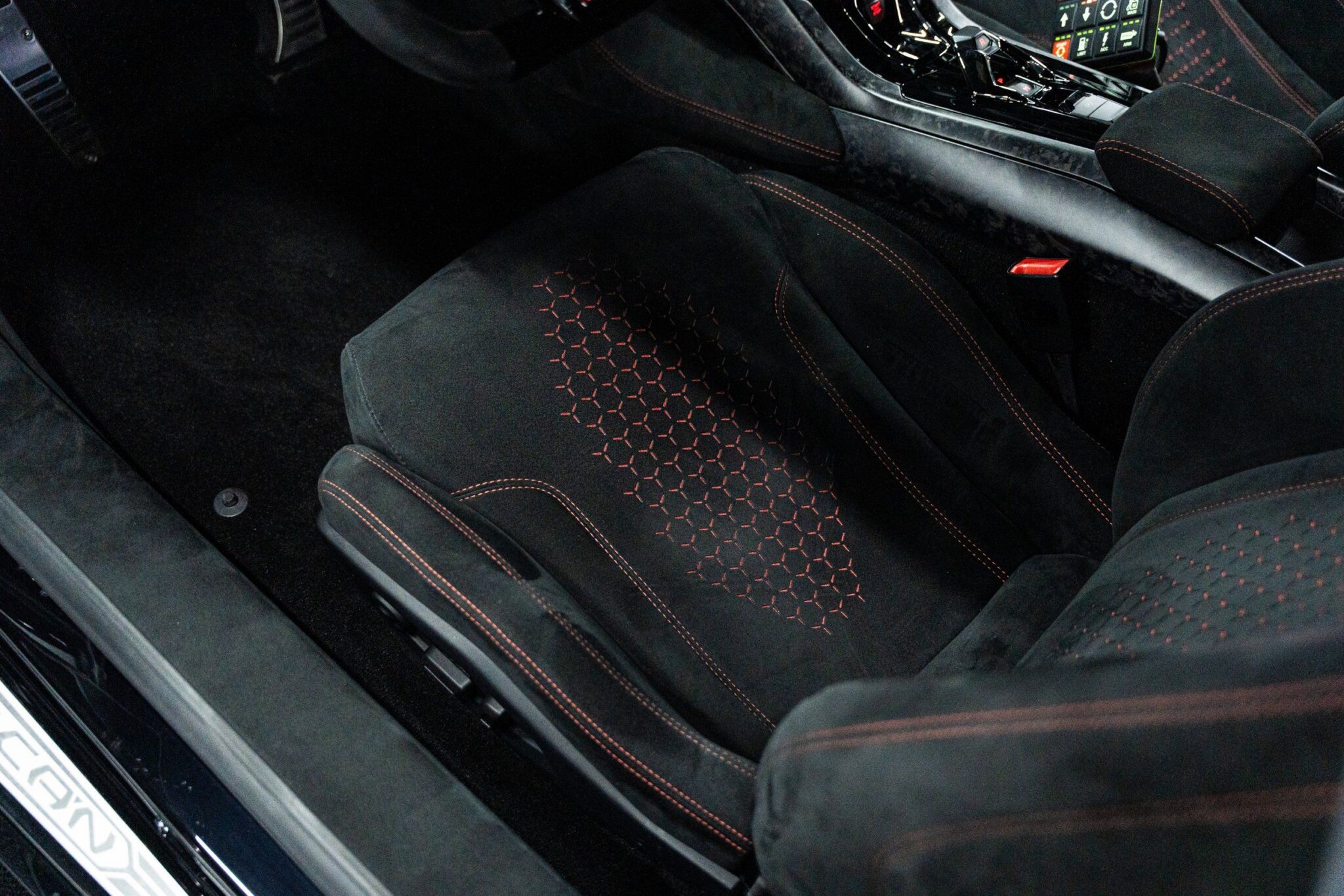 2018 Lamborghini Huracan - Image 43