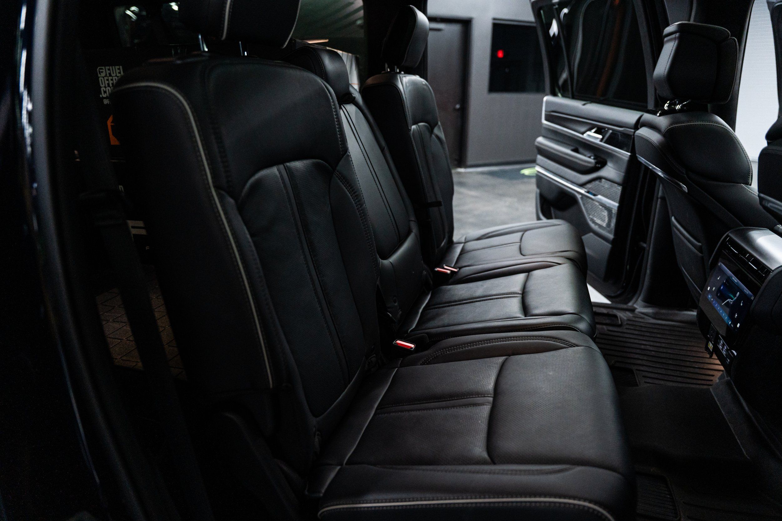 2024 Jeep Grand Wagoneer L - Image 38