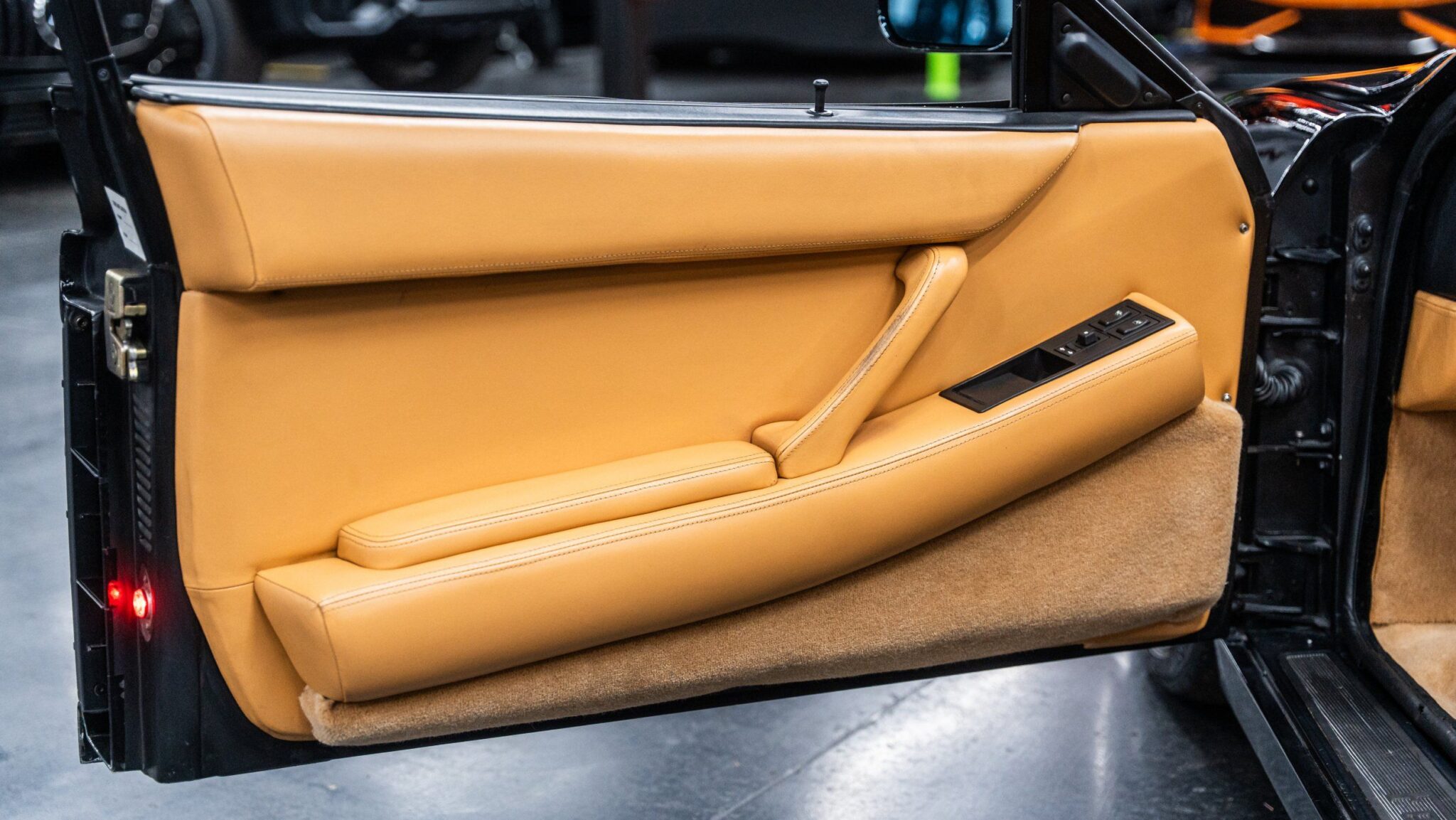 1992 Ferrari 512 TR - Image 23