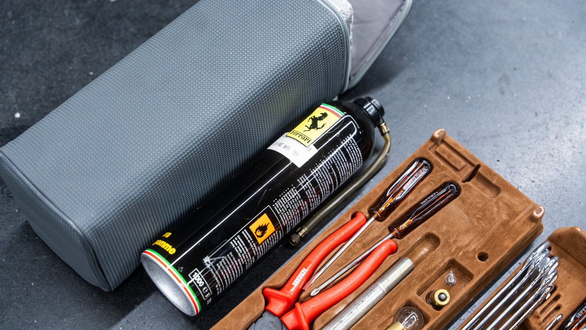 1992 Ferrari 512 TR - Image 54