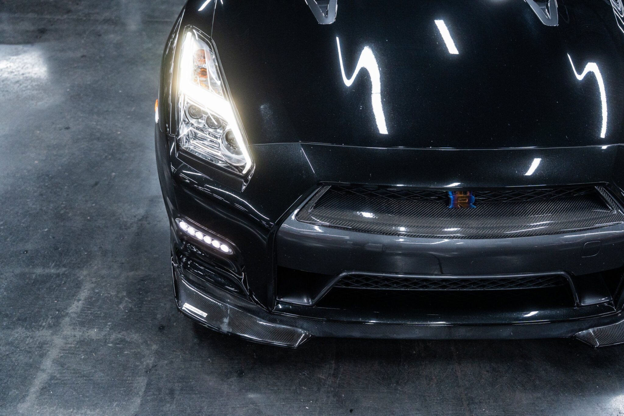 2014 Nissan GT-R - Image 15