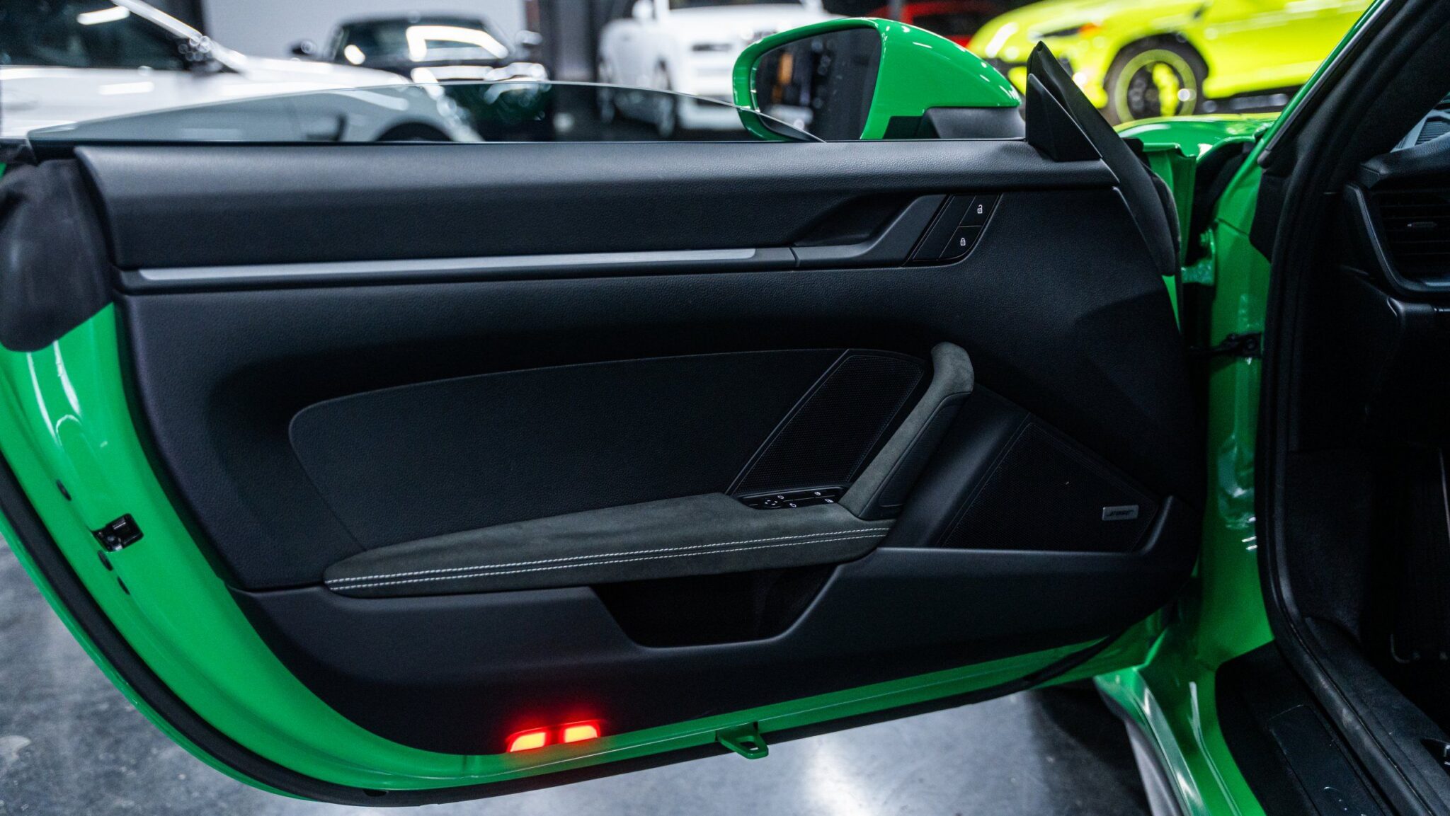 2022 Porsche 911 - Image 20