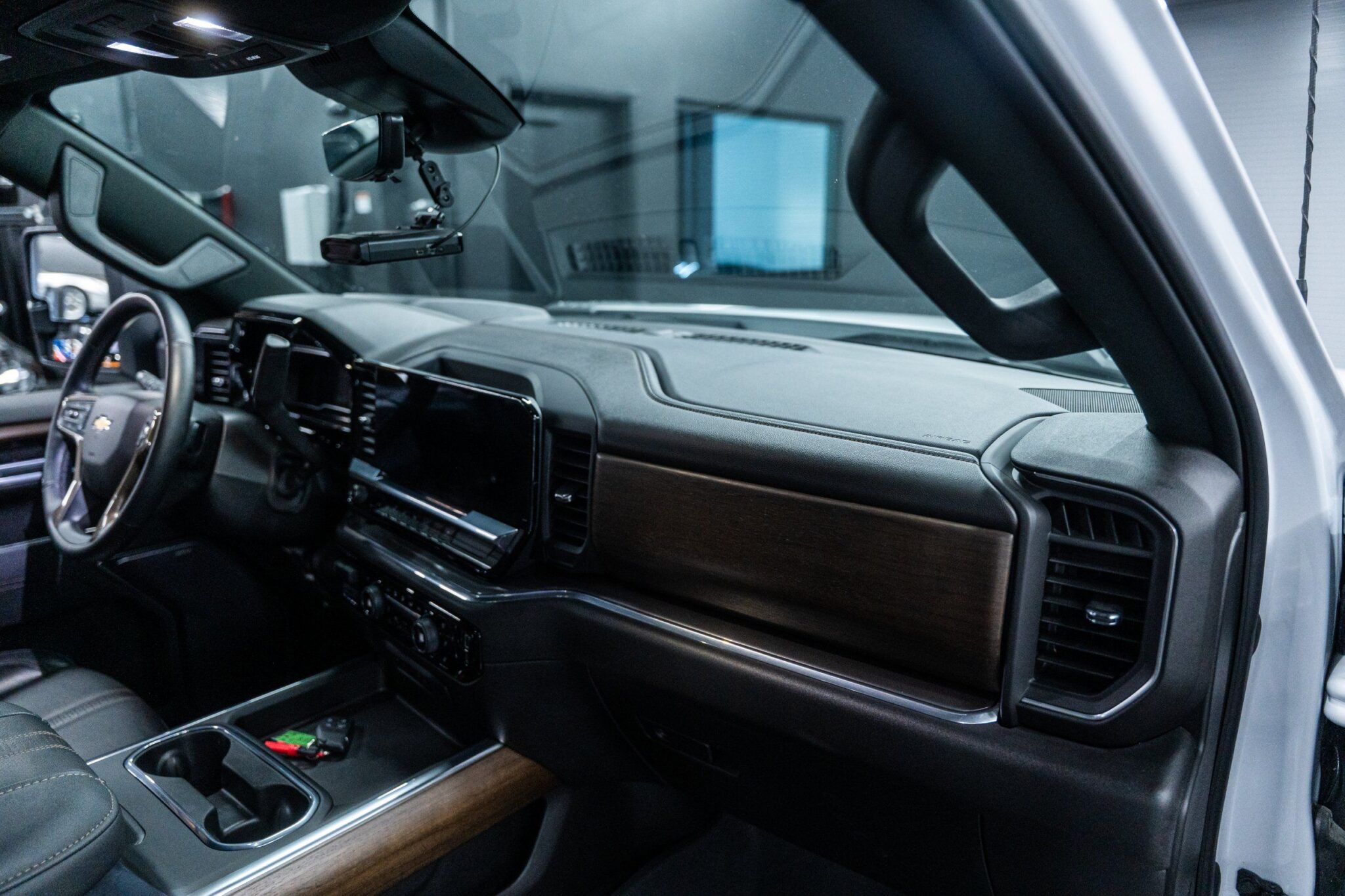 2024 Chevrolet Silverado 3500HD - Image 40