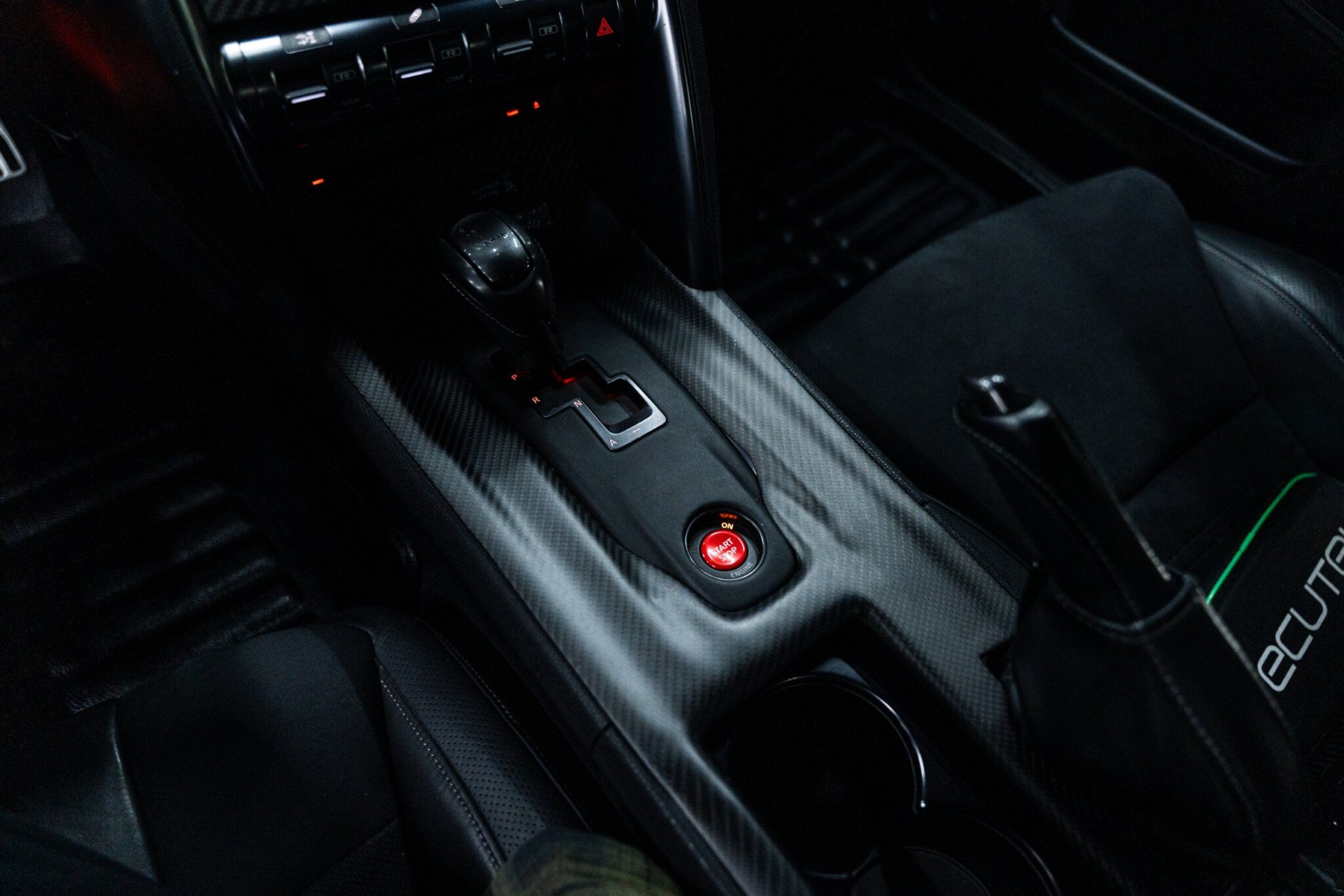 2014 Nissan GT-R - Image 39