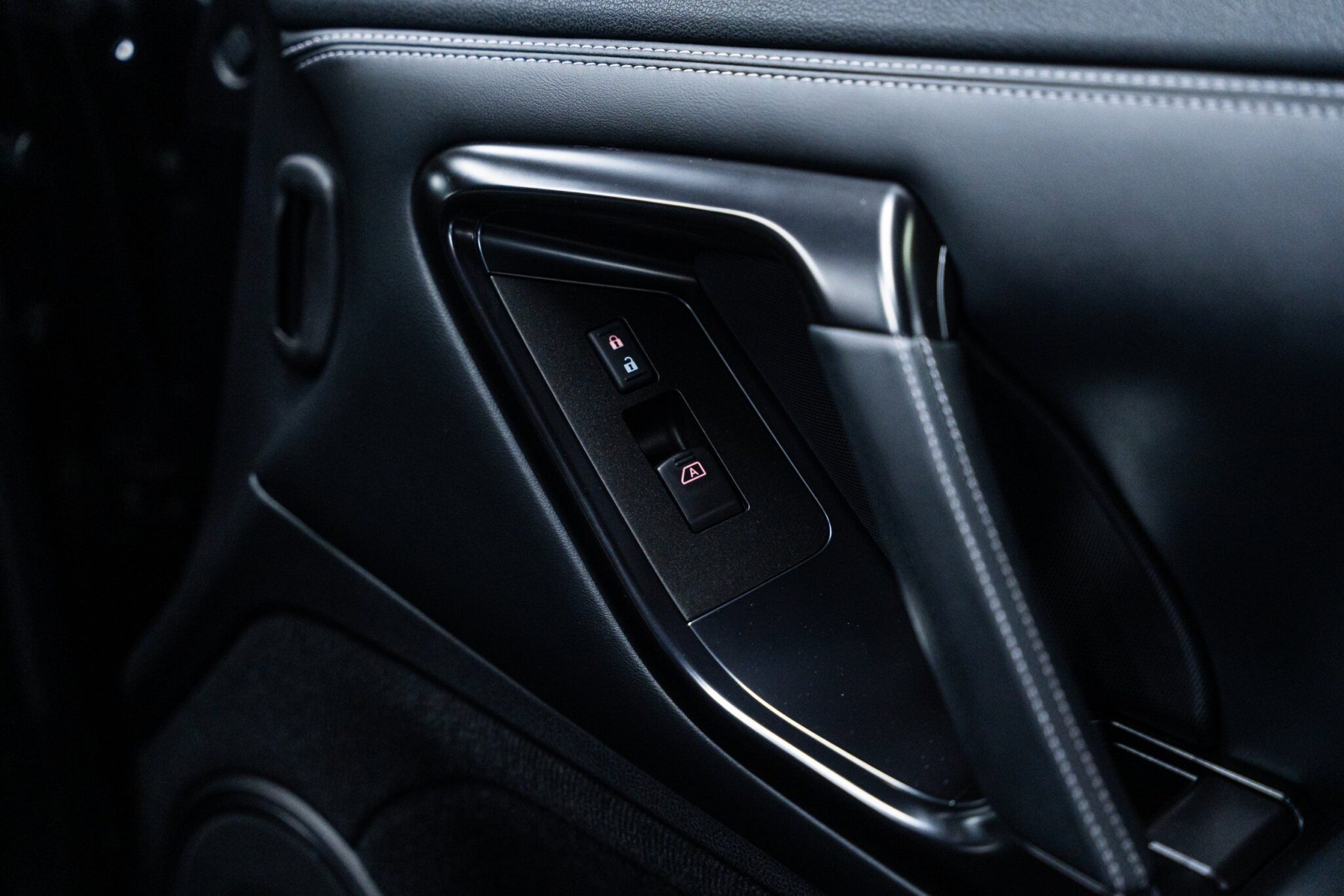 2014 Nissan GT-R - Image 42