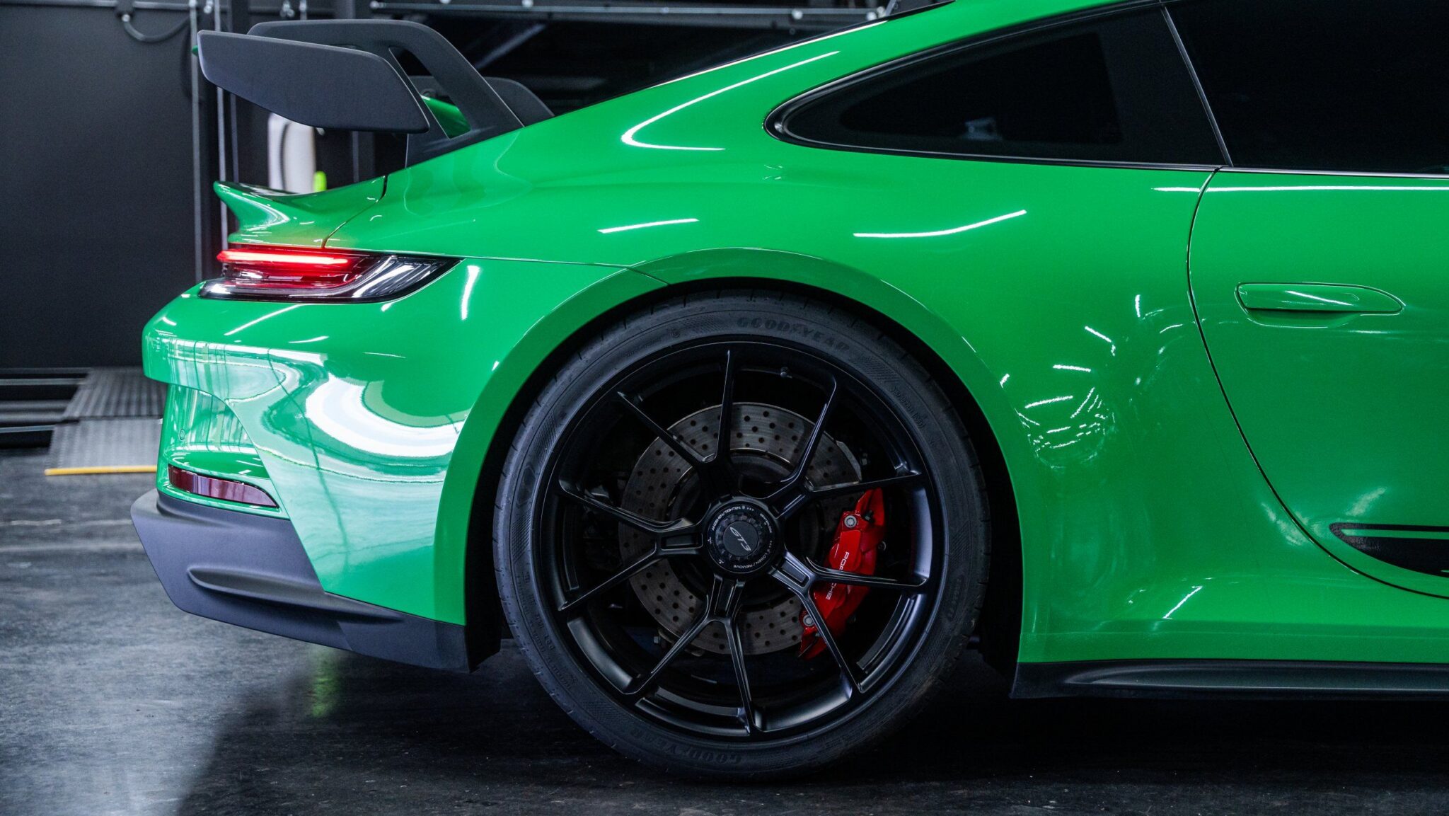 2022 Porsche 911 - Image 4