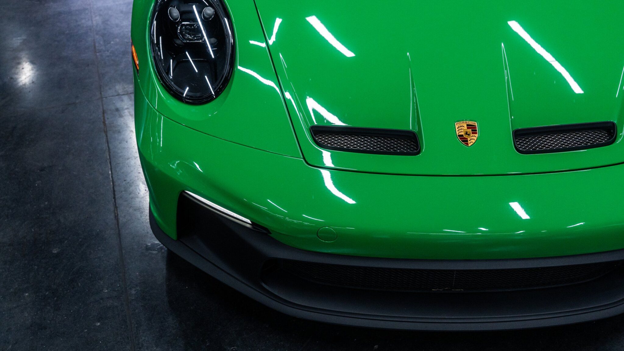 2022 Porsche 911 - Image 15