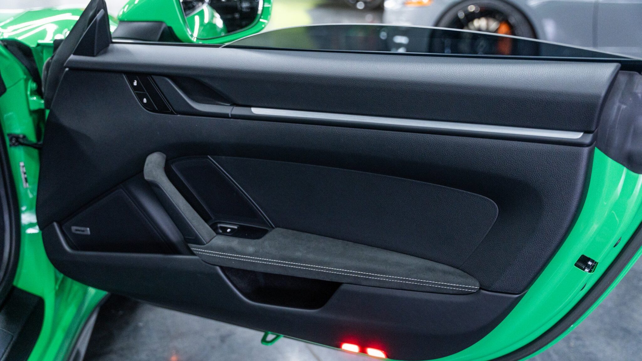 2022 Porsche 911 - Image 31