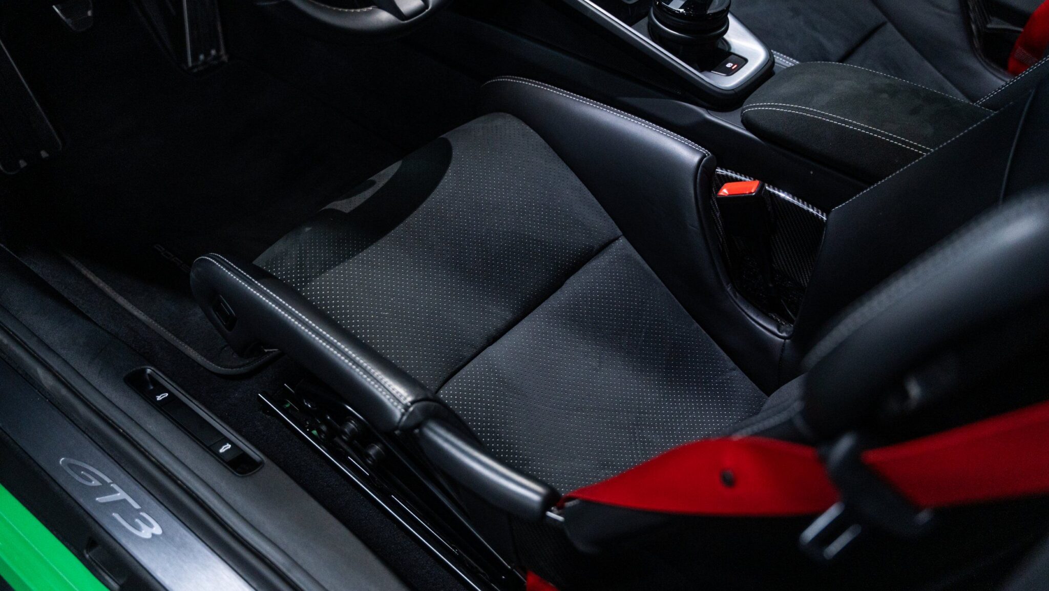 2022 Porsche 911 - Image 23